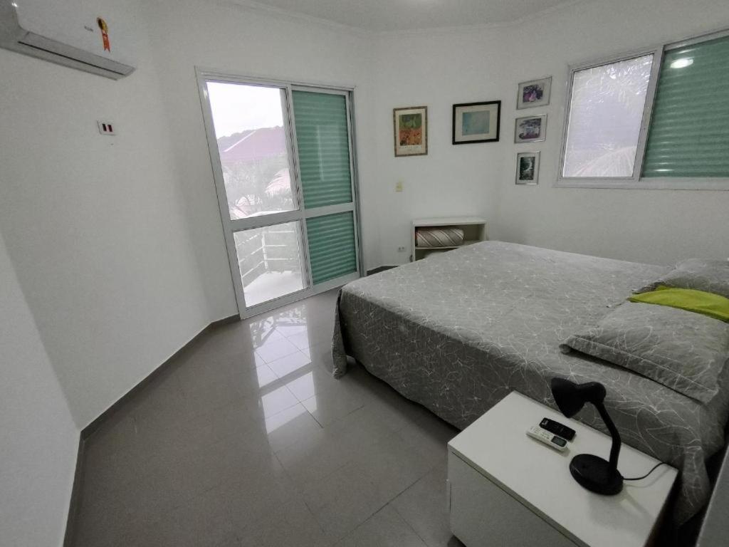 Casa Linda E Espacosa Com Piscina No Guaruja Bagian luar foto